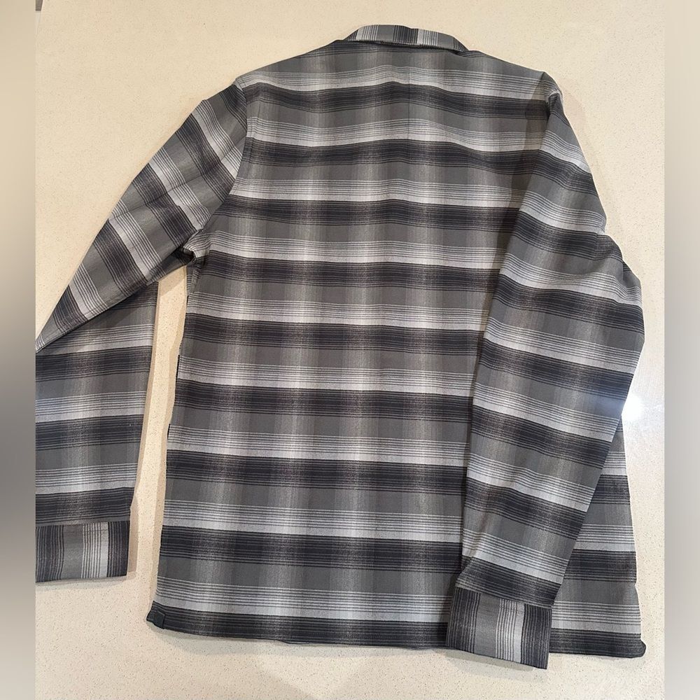BRAND NEW WITH TAG! Men's Lululemon Mason's Peak Flannel Large Size - Picture 2 of 5